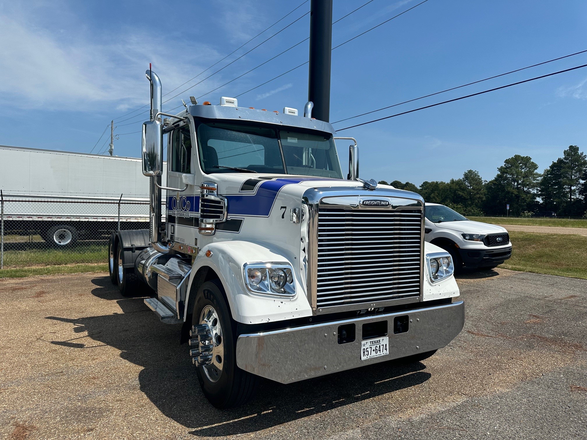 2022 FREIGHTLINER 122SD - image 1 of 6